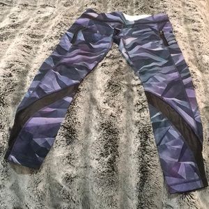 Lululemon leggings size 6
